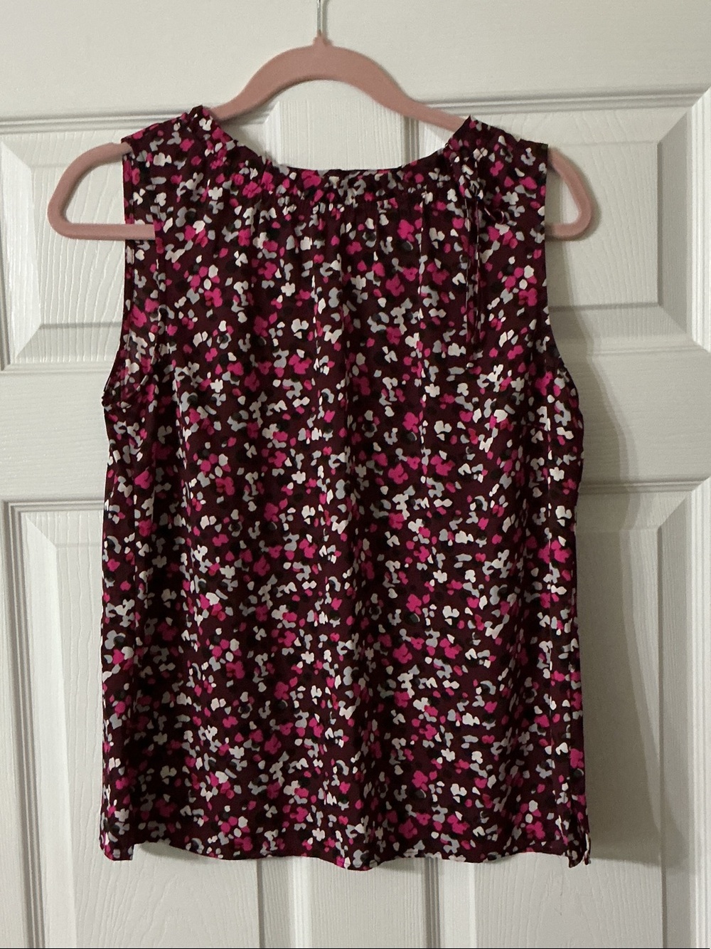 Talbots Sleeveless Camisole in Brown with Pink and White Print